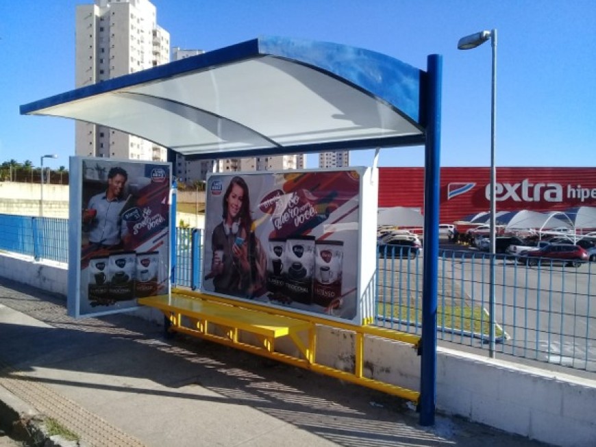 ABRIGO DE ÔNIBUS EM PARNAMIRIM